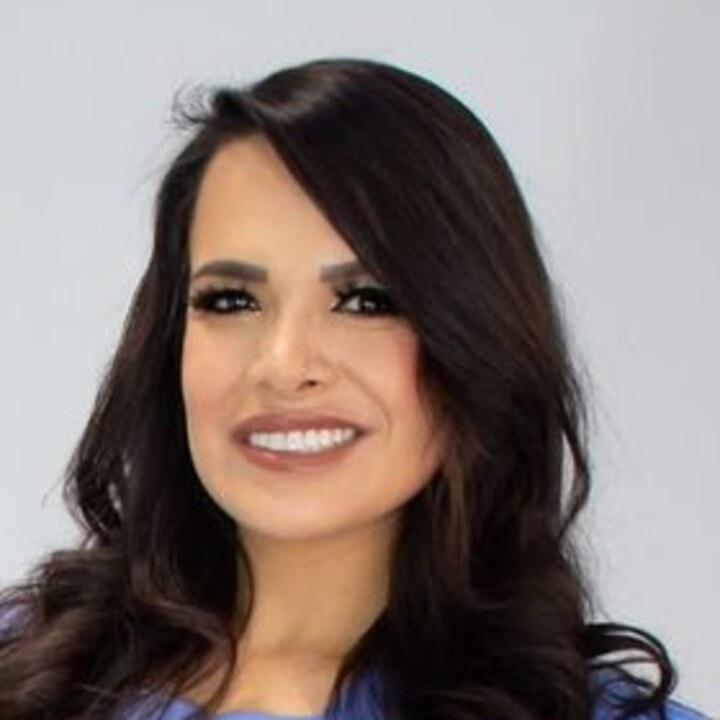 Dra. Andrea Morales — Odontóloga Especialista